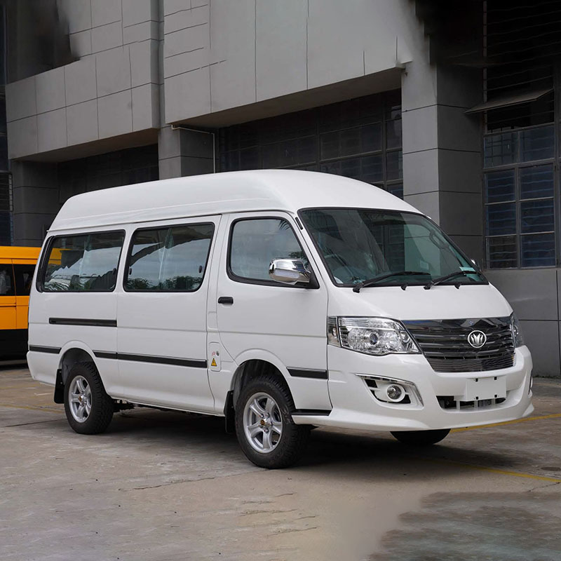 14-местный электромобиль Hiace, модель с правым рулем