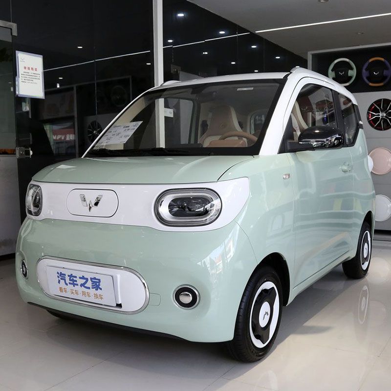 Седан Wuling Hongguang MINI Macaron BEV